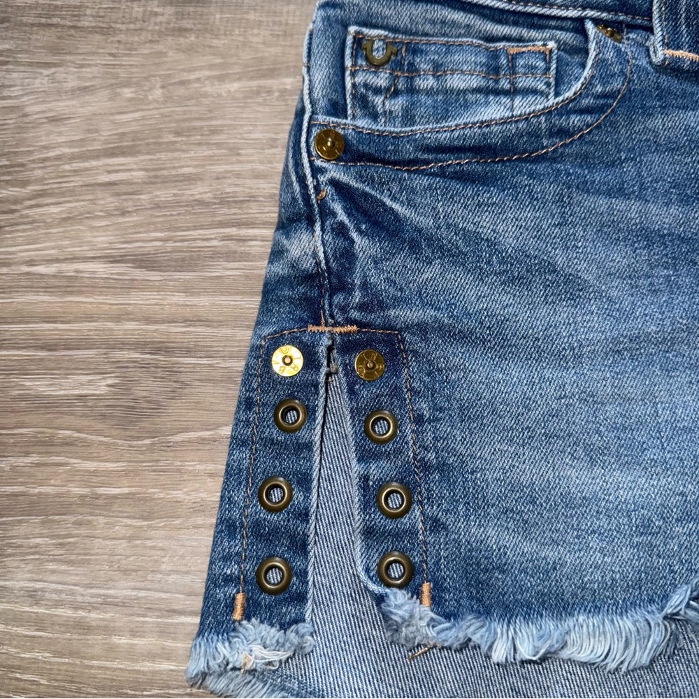 True Religion Denim Shorts - Picture 4 of 5